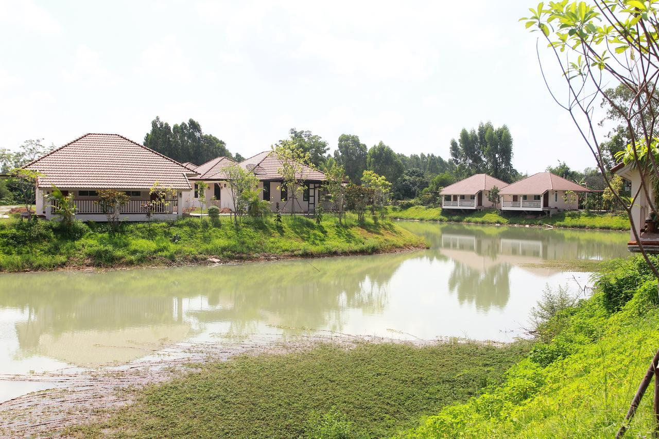 Pirom Lake And Resort Si Maha Phot Экстерьер фото